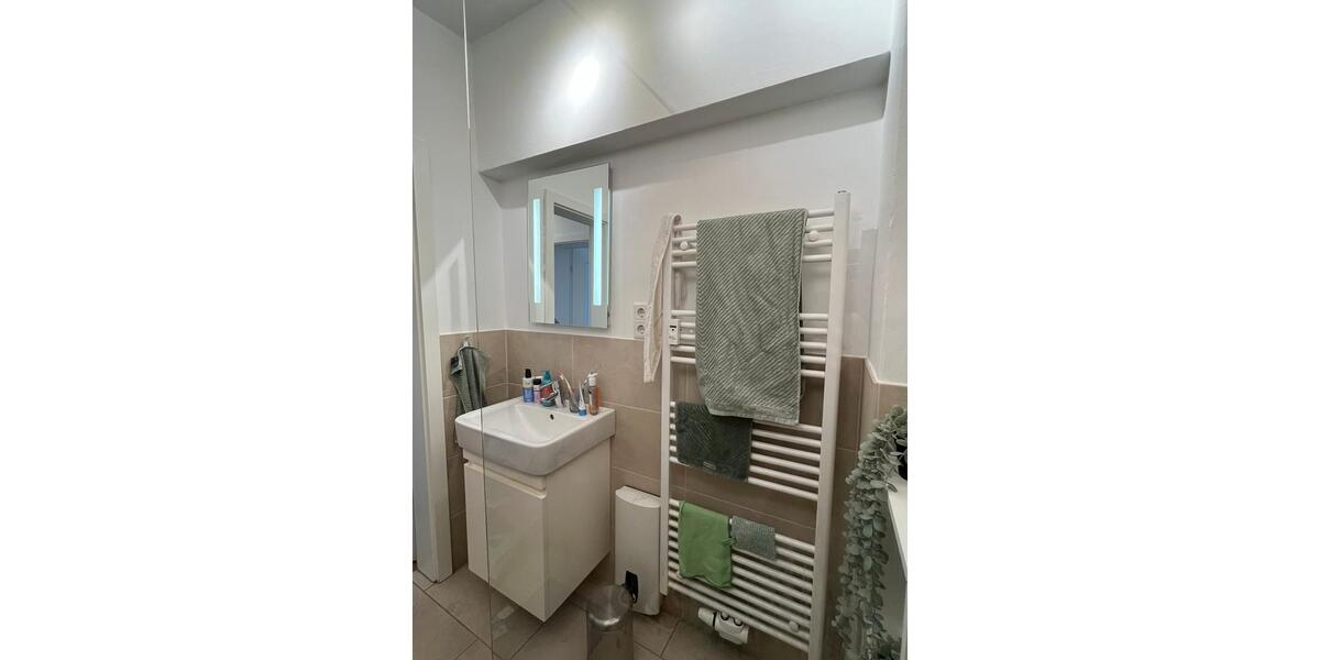 Etagenwohnung Hildesheim - 3 Zimmer, 20 m&sup2;, 480&euro; | Angebot:26415995