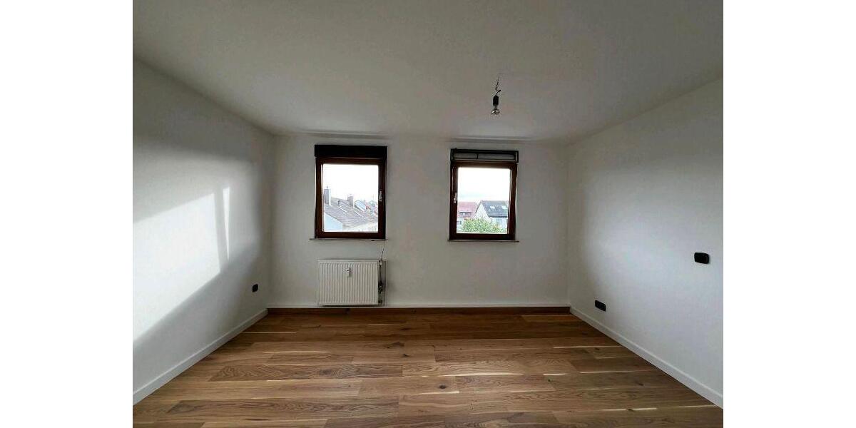 Dachgeschoßwohnung Reutlingen Reutlingen-Betzingen - 3.5 Zimmer, 90 m&sup2;, 950&euro; | Angebot:26646756
