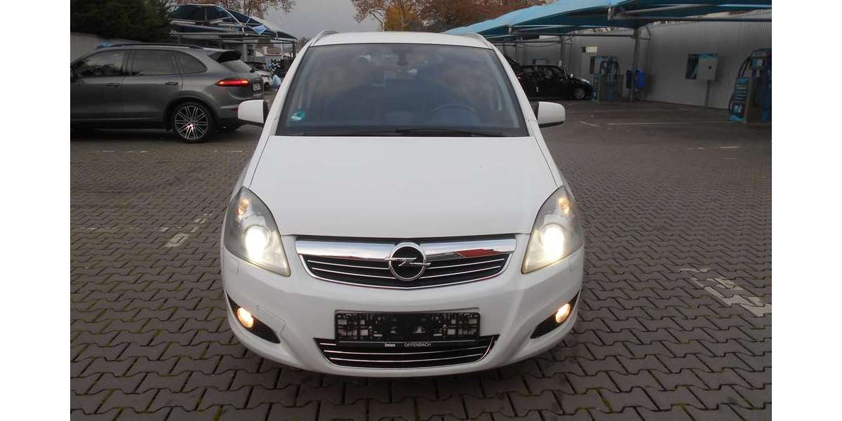 Opel Zafira 160.000 km 3.999 € Darmstadt 64293