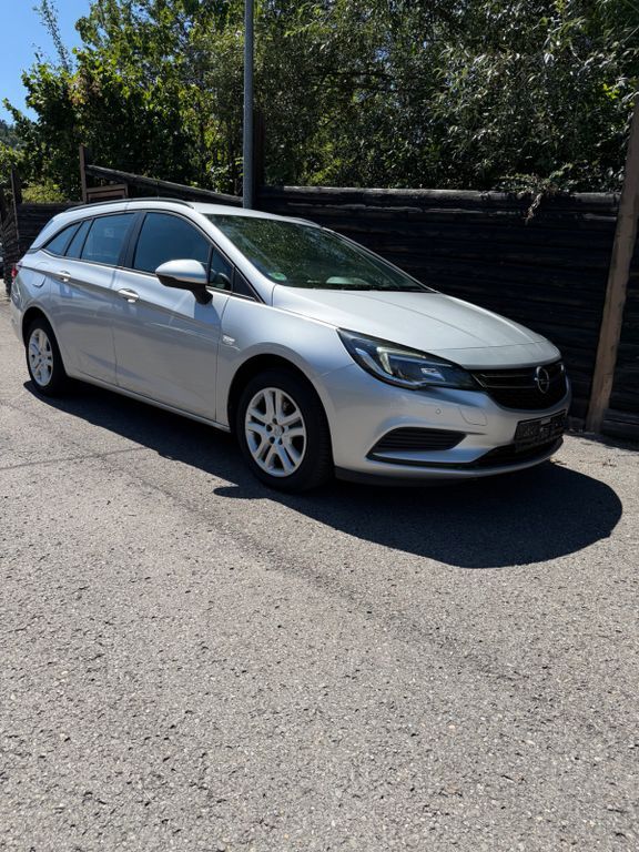Opel Astra 185.282 km 6.099 € Oberndorf am Neckar 78727