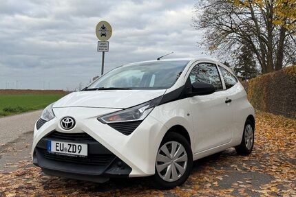 Toyota Aygo (X) 8.900 km 11.200 € Bonn 53113