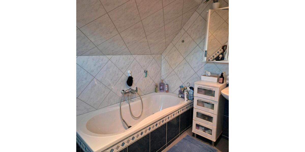 Einfamilienhaus Butzbach - 6 Zimmer, 190 m&sup2;, 450.000&euro; | Angebot:26378161