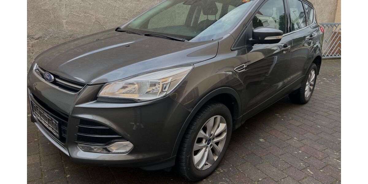Ford Kuga 251.000 km 4.880 &euro; Andernach 56626