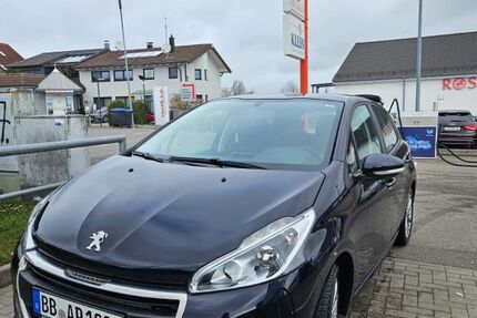 Peugeot 208 123.500 km 4.999 &euro; Jettingen 71131