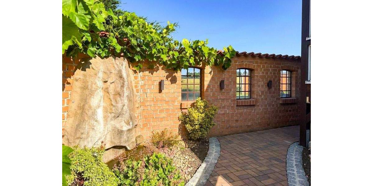 Einfamilienhaus Sohland - 1 Zimmer, 286 m&sup2;, 580.000&euro; | Angebot:25670611