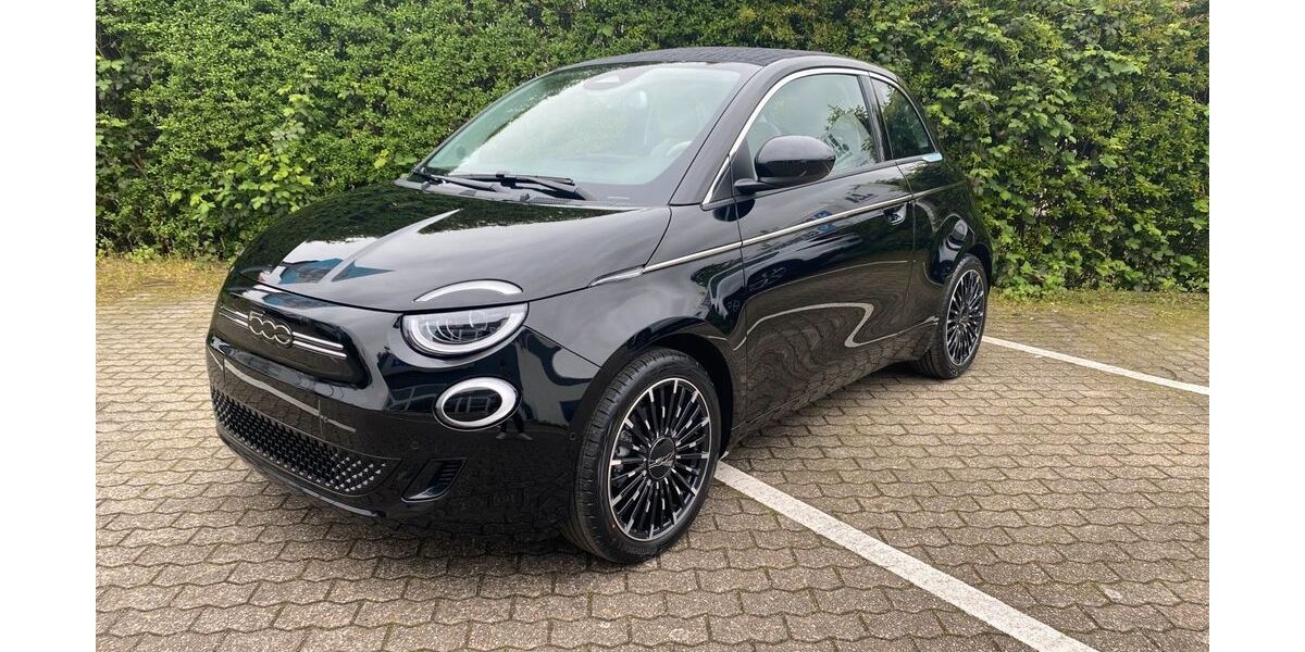 Fiat 500e 22.500 km 29.990 € Langenfeld 40764