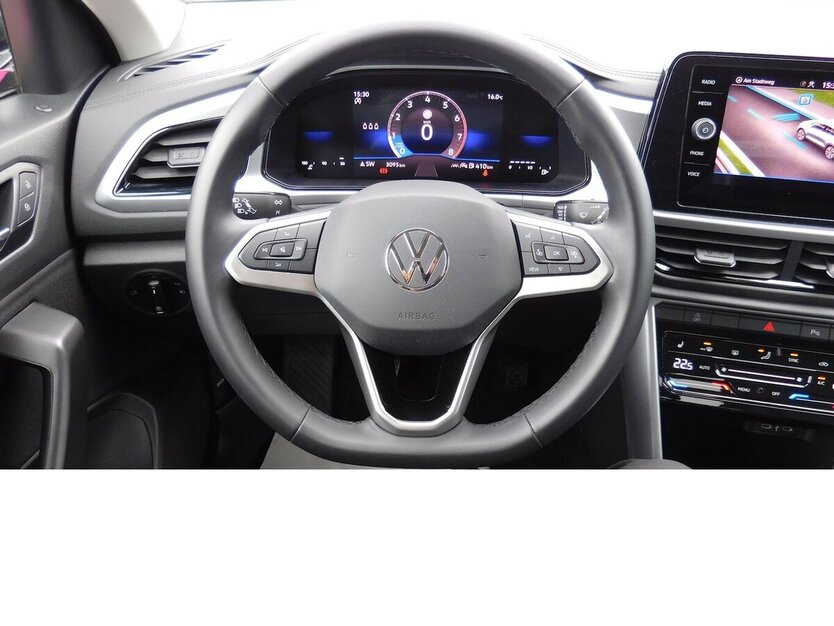 VW T-Roc 1.0 Life TSI BMT Navi Klima Alu 3.100 km 23.990 € Vordorf 38533