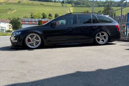 Skoda Octavia 121.432 km 15.000 &euro; Dörzbach 74677