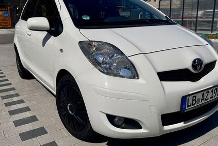 Toyota Yaris 140.725 km 2.490 &euro; München 81675