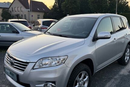 Toyota RAV 4 150.000 km 14.999 &euro; Cuxhaven 27474