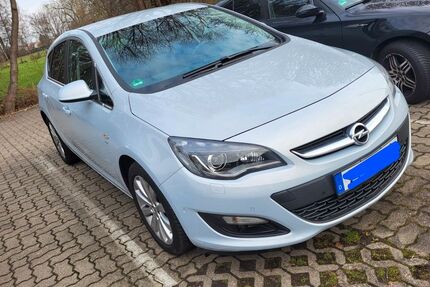 Opel Astra 38.500 km 13.998 &euro; Dessau 06847