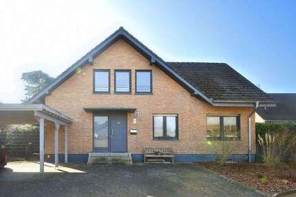 Haus Lotte - 6 Zimmer, 170 m&sup2;, 390.000&euro; | Angebot:25790841