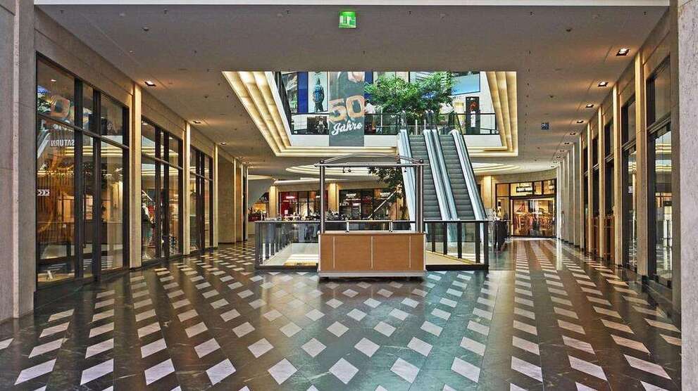 Einzelhandel in Nürnberg 8.000 € 530 m²