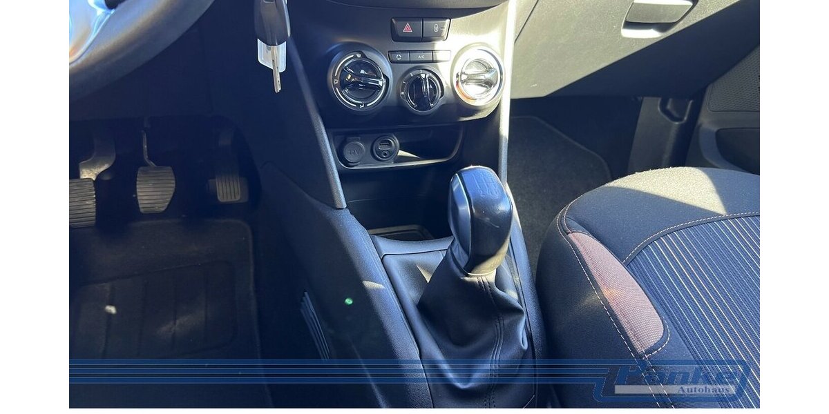 Peugeot 208 Style 1.2*SHZ*5trg*PDC*Klima*Blueto*Tempo* 73.611 km 7.980 &euro; Berlin 13187