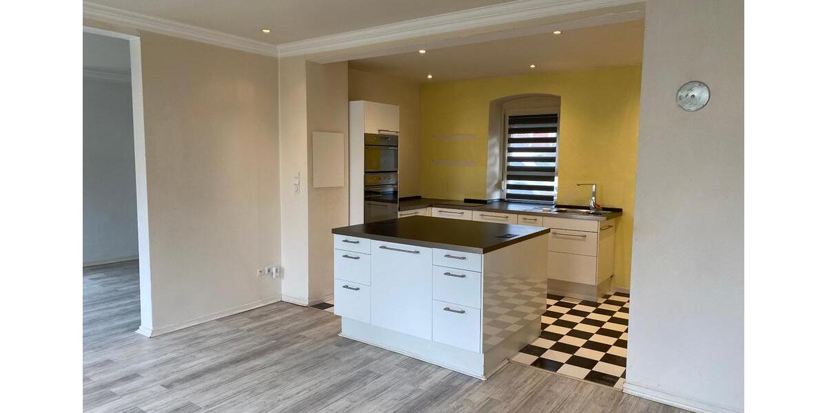 Geräumige 2-Zimmer Wohnung in ruhiger und zentraler Lage von Haßfurt inkl. Garten 2 zimmer