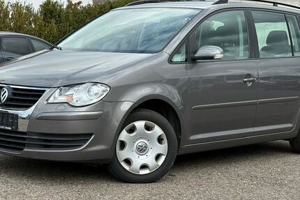 VW Touran 186.000 km 3.880 € Uttenhofen bei Schwäbisch Hall 74538