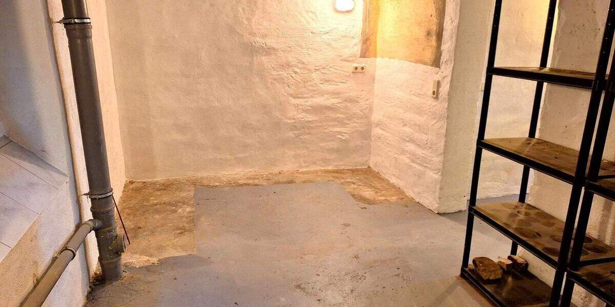 Reihenmittelhaus Forst (Lausitz) Forst-Stadt - 4 Zimmer, 110 m&sup2;, 125.000&euro; | Angebot:25986326