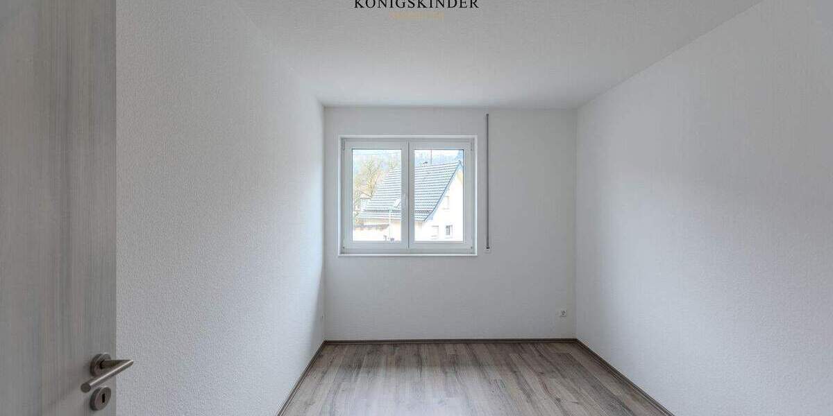 Einfamilienhaus Sulz am Neckar Hopfau - 5 Zimmer, 168 m&sup2;, 599.000&euro; | Angebot:25798403