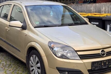 Opel Astra 135.480 km 3.000 &euro; Herborn 35745