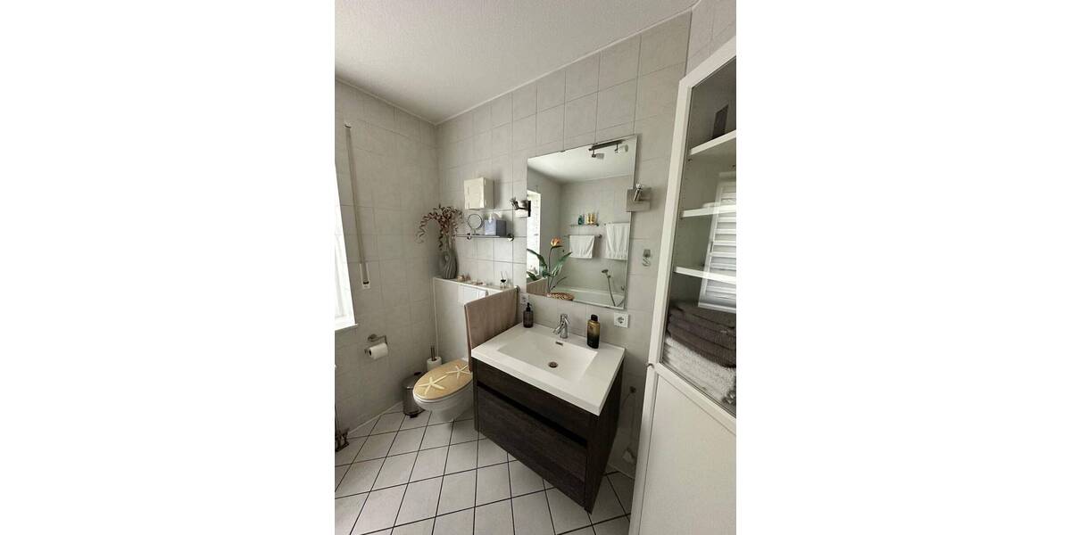 Einfamilienhaus Berkatal Hitzerode - 6 Zimmer, 165 m&sup2;, 1.000&euro; | Angebot:26258585