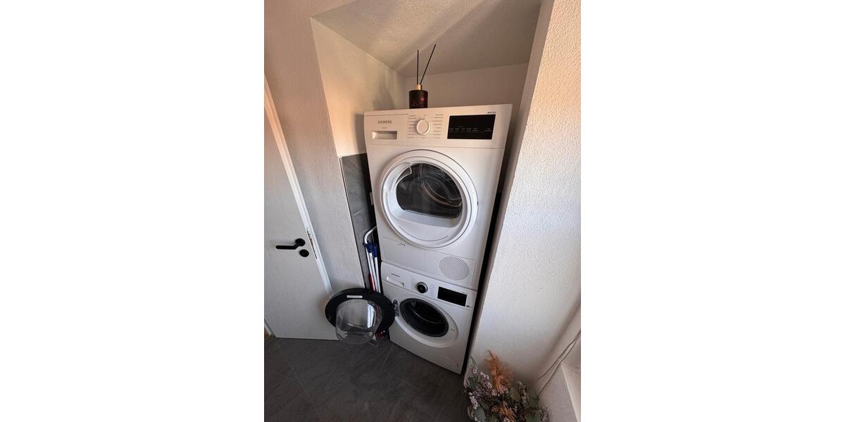 Dachgeschoßwohnung Ispringen - 4.5 Zimmer, 106 m&sup2;, 360.000&euro; | Angebot:25304743