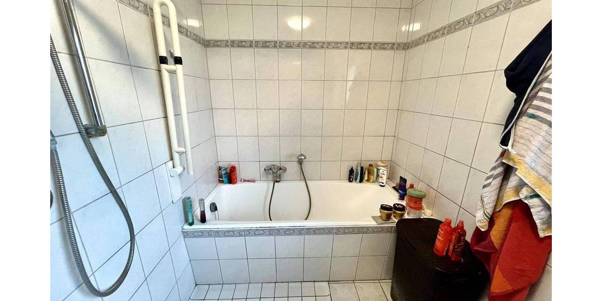 Einfamilienhaus Weikersheim - 6 Zimmer, 160 m&sup2;, 319.000&euro; | Angebot:25706806