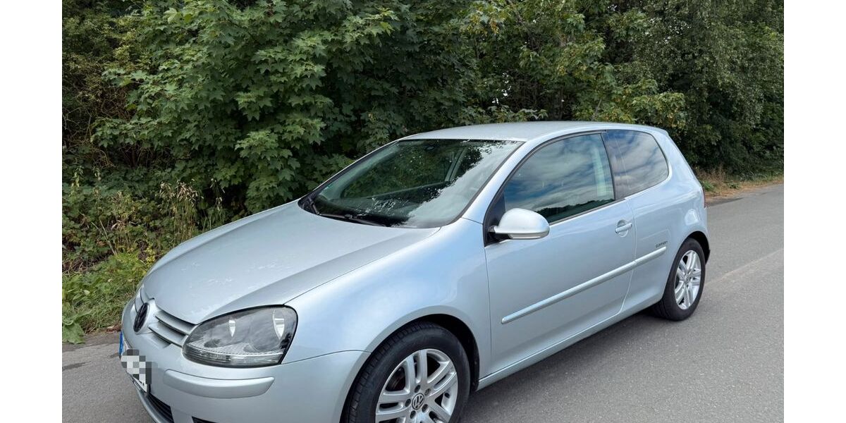 VW Golf 205.000 km 2.295 &euro; Arnsberg 59823
