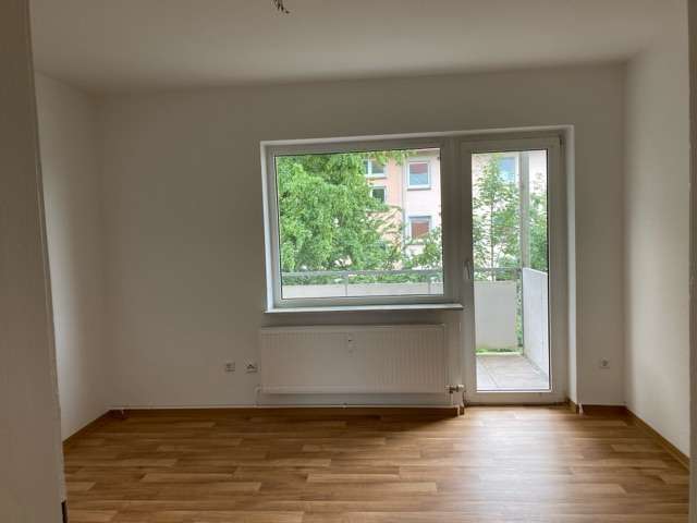 Wohnung zum Mieten in Brake 528 € 57.57 m²