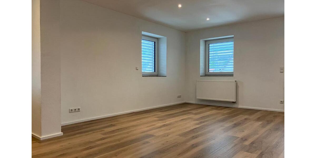 Einfamilienhaus Stammbach - 3 Zimmer, 100 m&sup2;, 980&euro; | Angebot:26672619