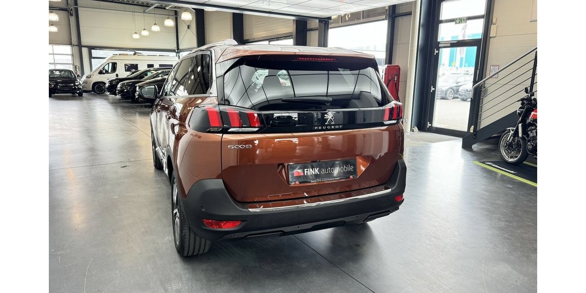 Peugeot 5008 Puretech 130 Allure CarPlay Cam 17.210 km 21.470 &euro; Lich 35423