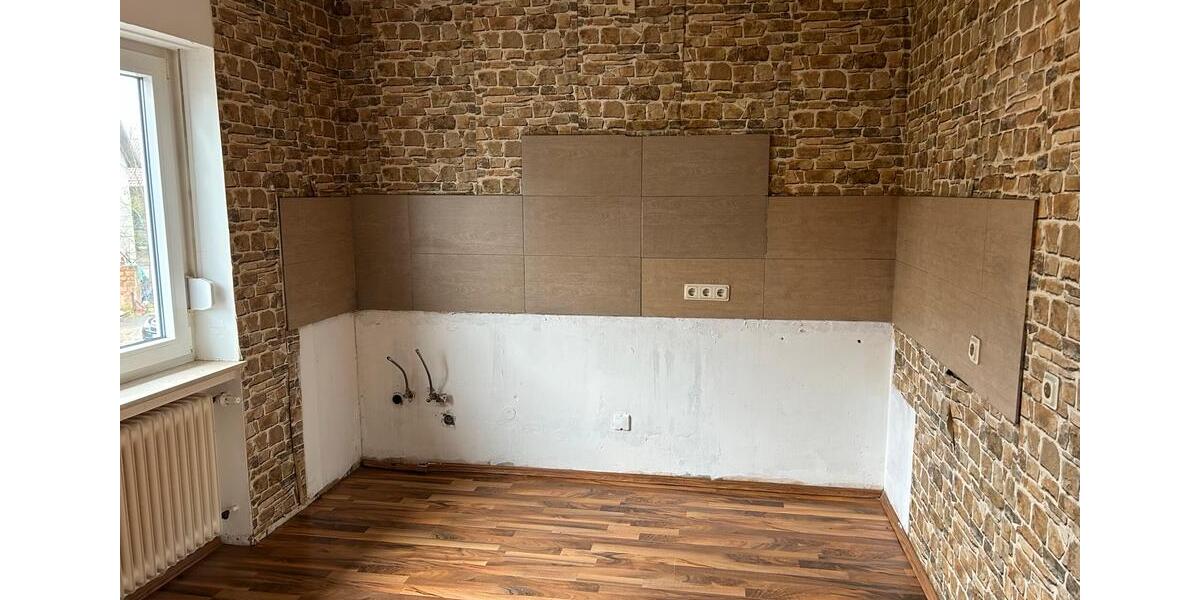 3 ZKB Wohnung *laufende Sanierungsarbeiten* 5 zimmer