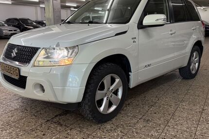 Suzuki Grand Vitara 143.000 km 5.798 &euro; Suhl 98528