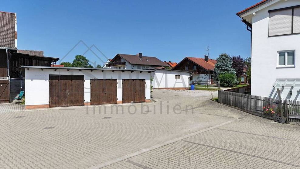 VERKAUF: Baugrundstück für EFH-Zweifamilienhaus mit genehmigten Bauvorbescheid