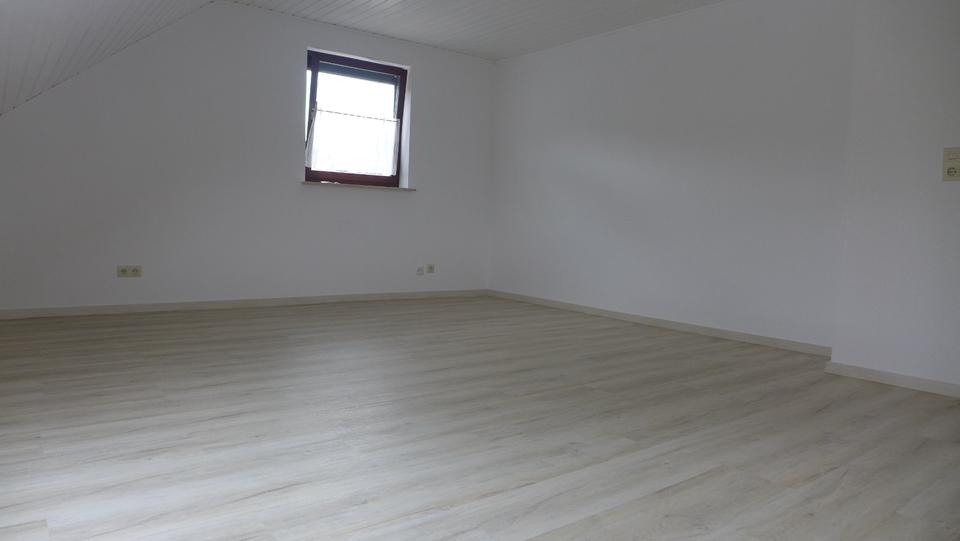 Dachgeschoßwohnung Boppard - 3 Zimmer, 70 m&sup2;, 490&euro; | Angebot:24669726