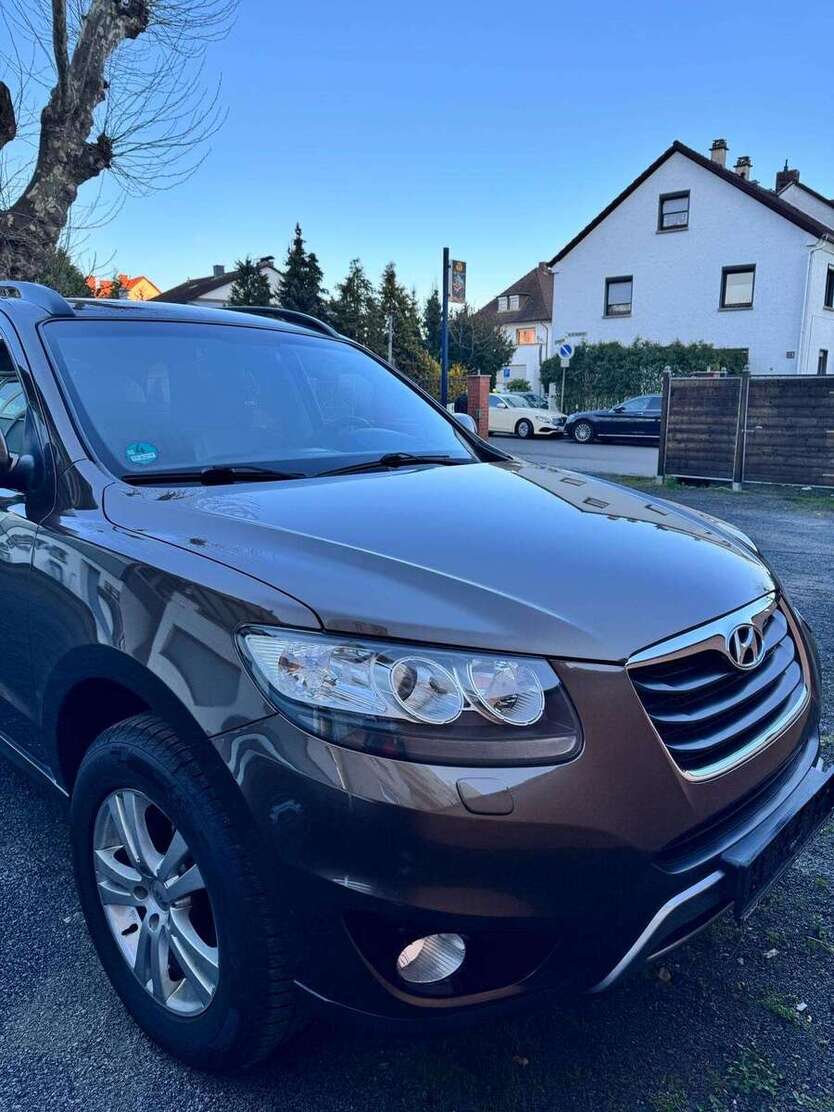 Hyundai SANTA FE 175.000 km 8.999 € Hanau 63456