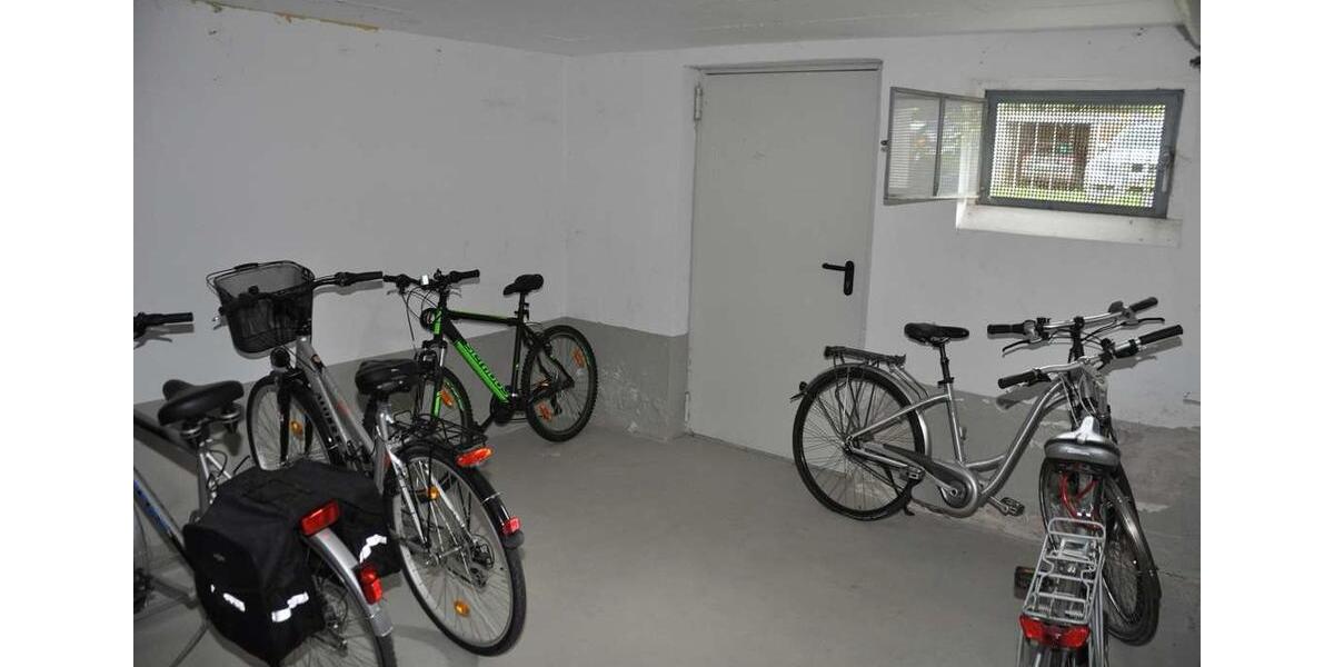 Erdgeschoßwohnung Marsberg - 3 Zimmer, 78 m&sup2;, 98.000&euro; | Angebot:27257578