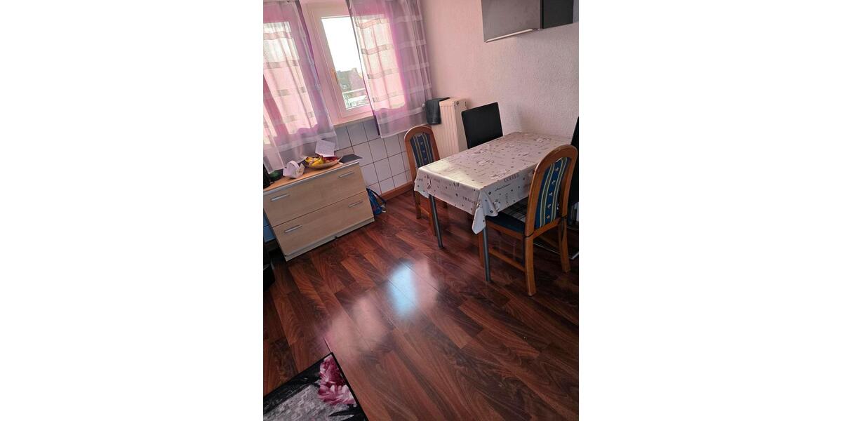 Dachgeschoßwohnung Neunkirchen - 2 Zimmer, 75 m&sup2;, 550&euro; | Angebot:26402569