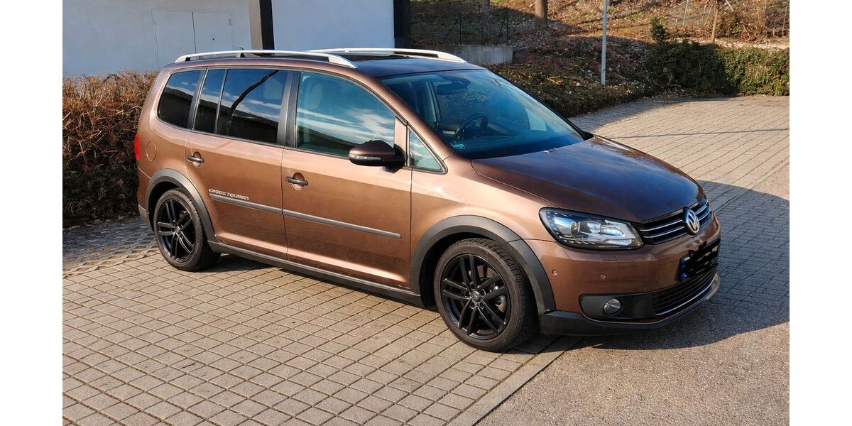 VW Touran 291.500 km 7.500 &euro; Krumbach 86381
