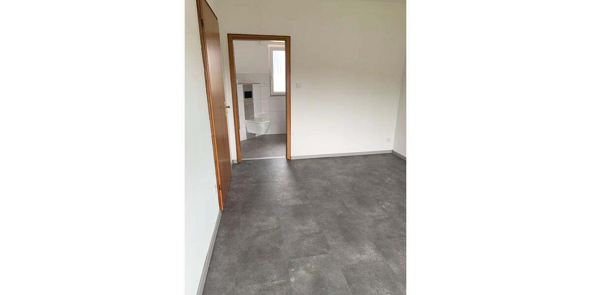 Einfamilienhaus Mudersbach - 3 Zimmer, 150 m&sup2;, 1.450&euro; | Angebot:26025467