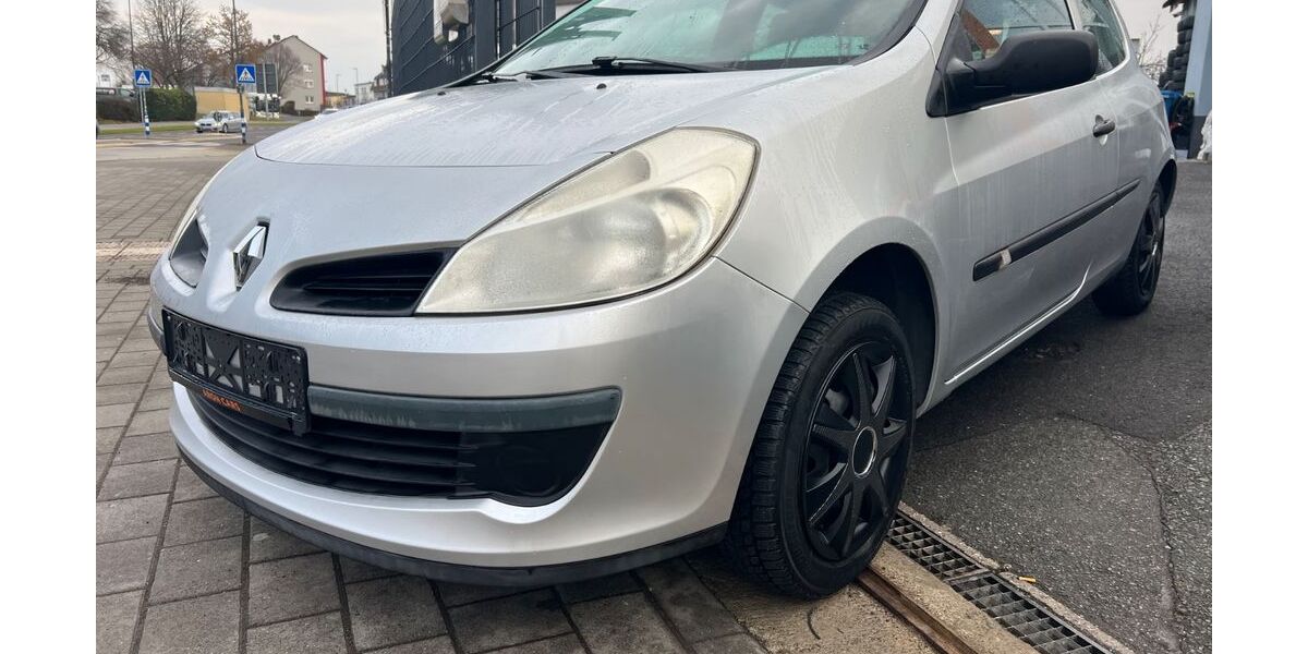 Renault Clio 56.000 km 2.990 &euro; Bad Vilbel - Frankfurt am Main 61118