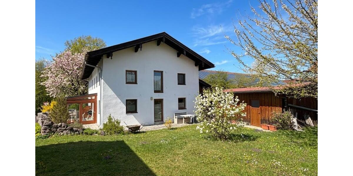Mehrfamilienhaus, Wohnhaus Palling - 8.5 Zimmer, 256 m&sup2;, 695.000&euro; | Angebot:26421539