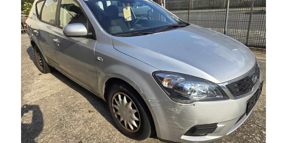 Kia ceed / Ceed 35.750 km 2.499 &euro; Stein 90547