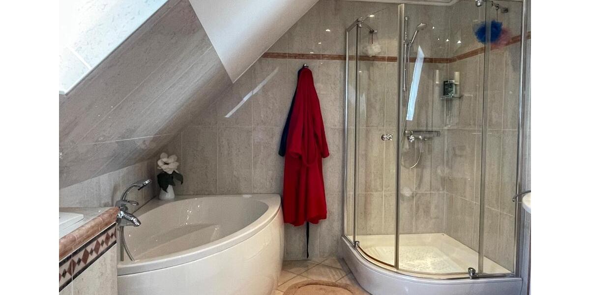 Einfamilienhaus Husum - 7 Zimmer, 181 m&sup2;, 1.850&euro; | Angebot:25286330