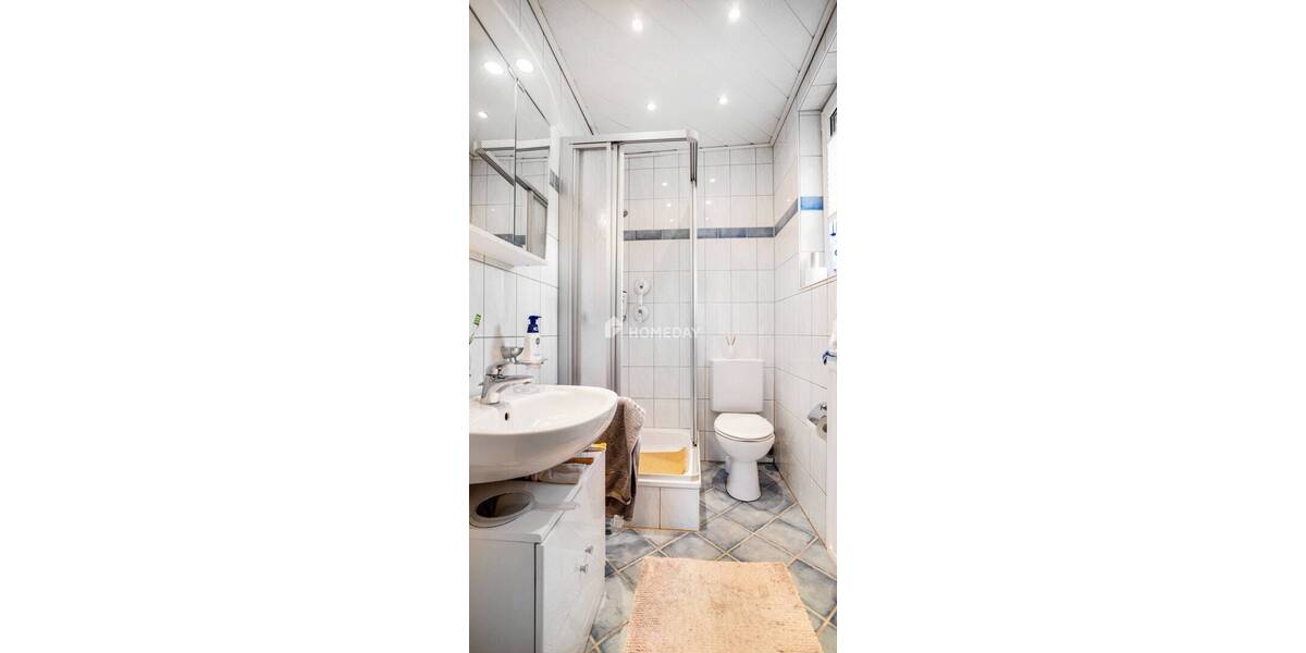 Mehrfamilienhaus, Wohnhaus Meschede Wennemen - 4 Zimmer, 130 m&sup2;, 220.000&euro; | Angebot:25697574