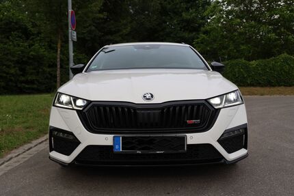 Skoda Octavia 128.000 km 21.999 &euro; Friedrichshafen 88045