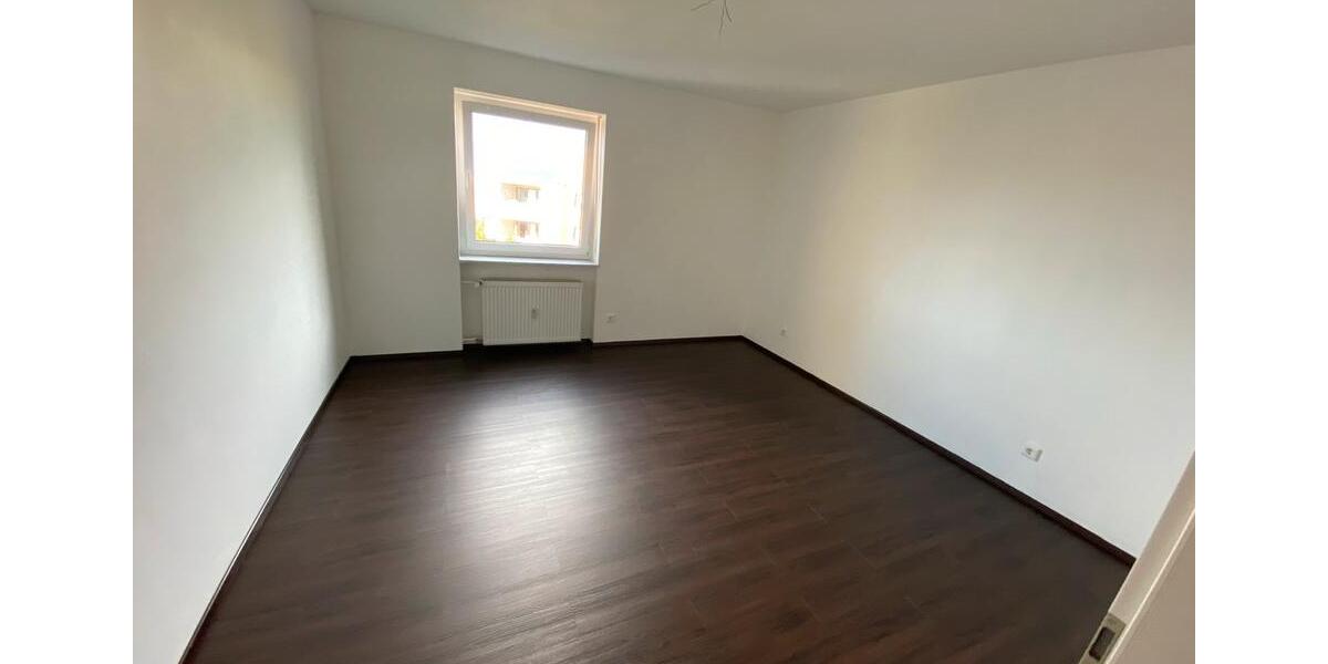 Etagenwohnung Regensburg Galgenberg - 3 Zimmer, 77 m&sup2;, 1.000&euro; | Angebot:25995133
