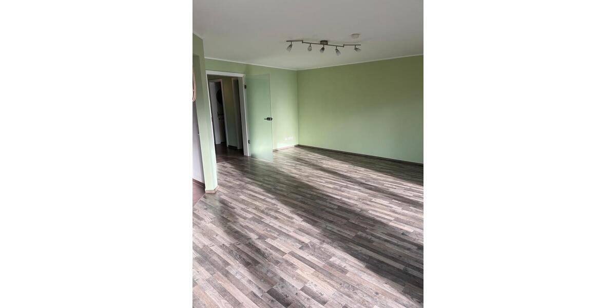 Wohnung, Erdgeschosswohnung , Terrasse, Garten, Garage 3 zimmer