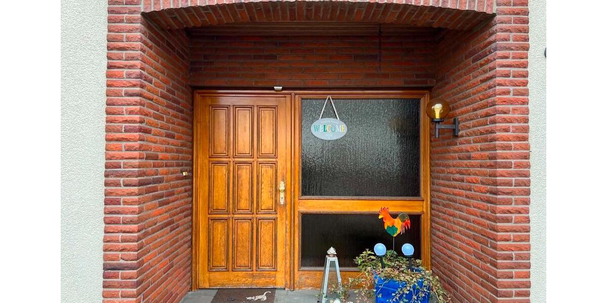 Einfamilienhaus Melle - 7 Zimmer, 270 m&sup2;, 300.000&euro; | Angebot:26978063