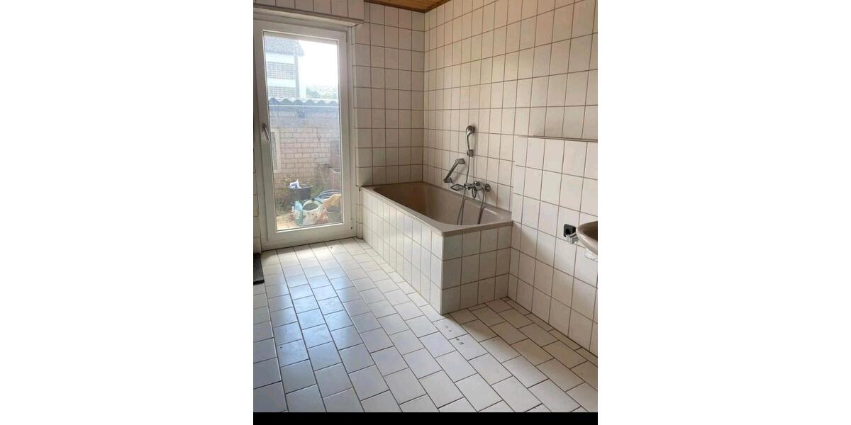 Reihenhaus Rodalben - 7 Zimmer, 131 m&sup2;, 119.000&euro; | Angebot:26891558