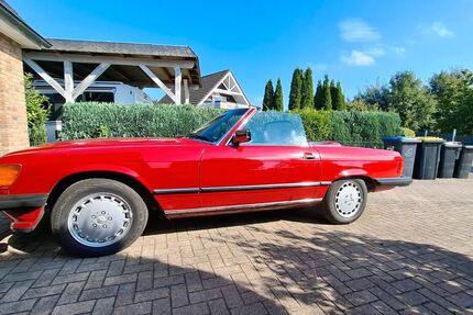 Mercedes-Benz SL 560 110.822 km 39.900 € Schiphorst 23847